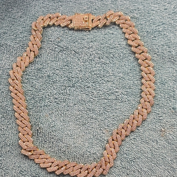 Jewelry - Elegant Gold Women's Chain Necklace 14mm Iced Prong Cuban Chain